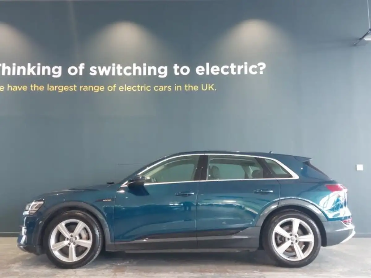 2020-audi-e-tron-50e-technik-big-3