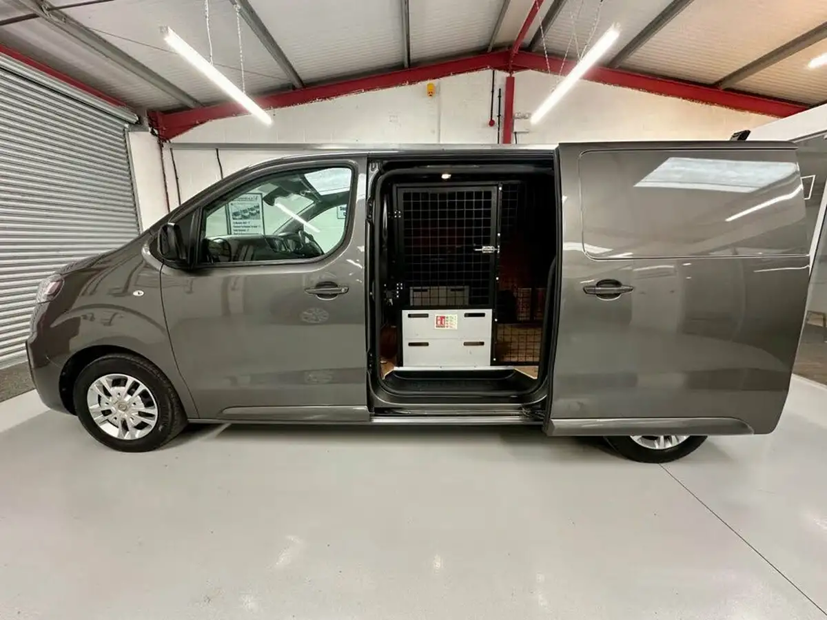 2022-vauxhall-vivaro-15td-2700-l1h1-sportive-120pseu6d-big-2