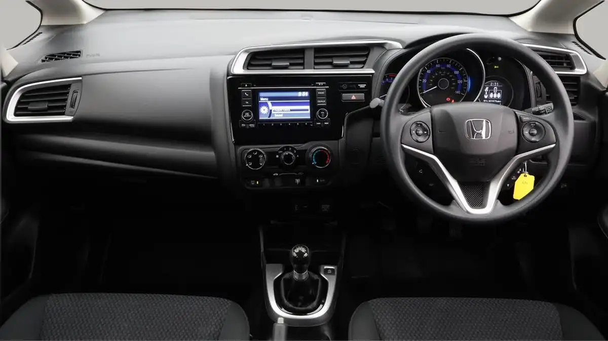 2019-honda-jazz-13-i-vtec-s-big-13