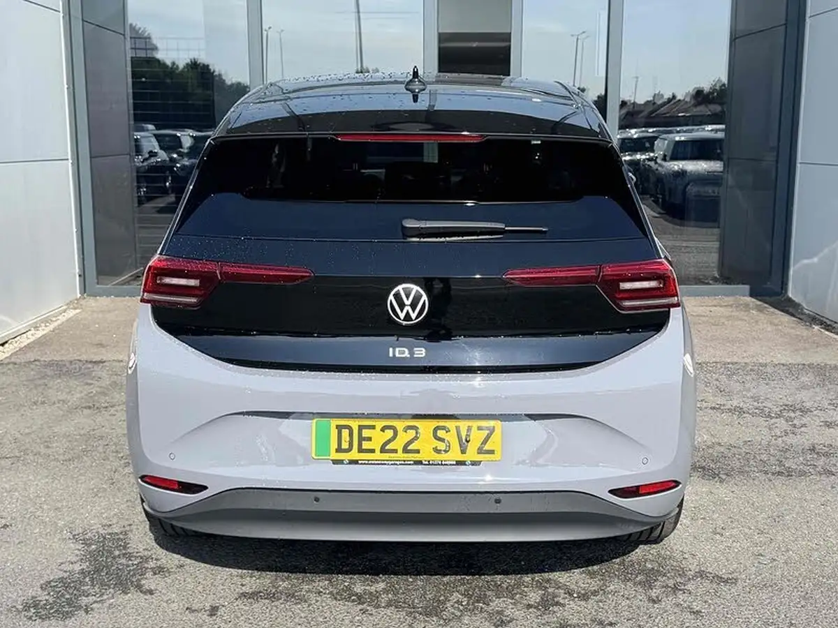 2022-volkswagen-id3-e-family-204ps-performance-big-14