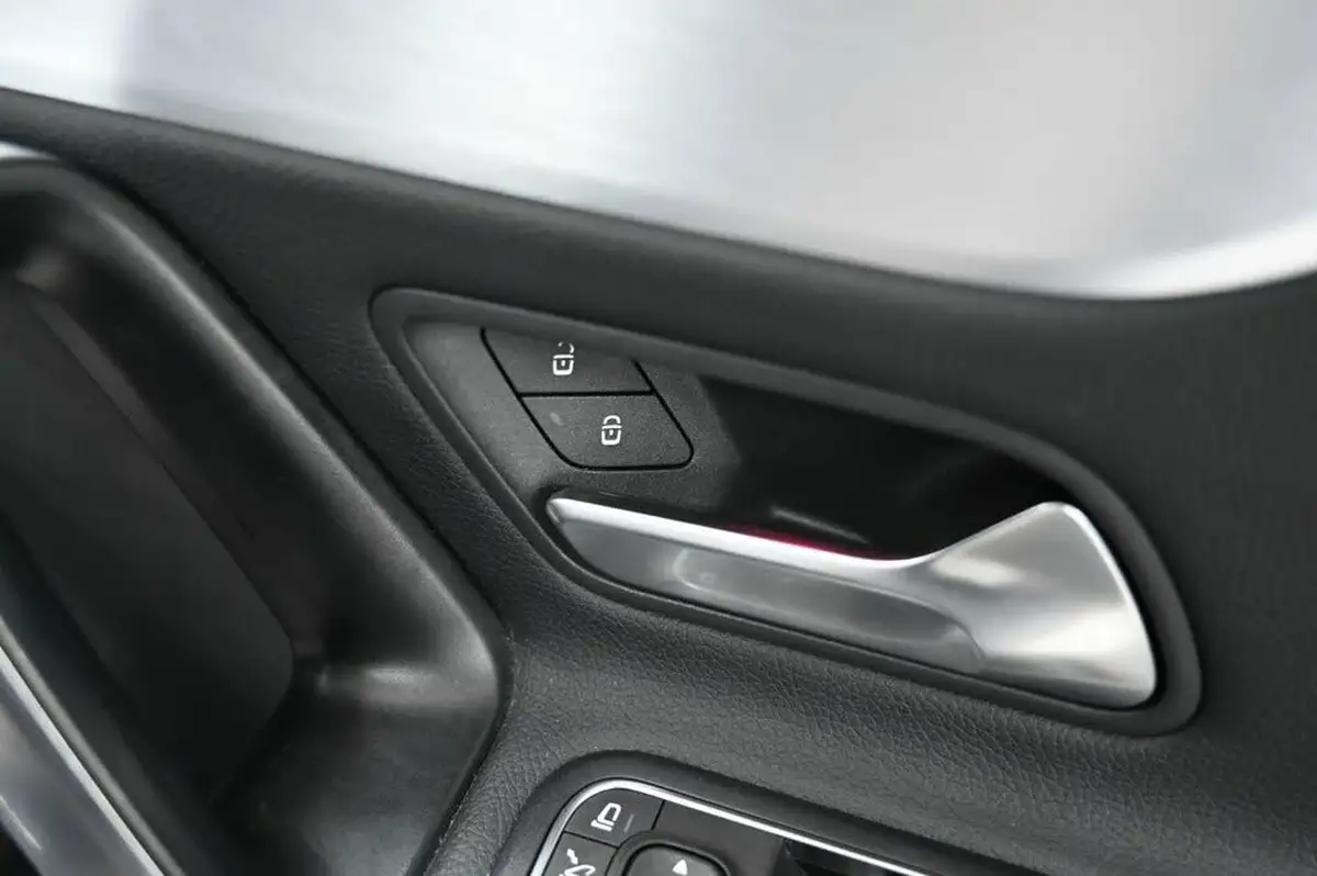 2022-mercedes-benz-cla-20d-cla-220d-amg-line-premium-plus-coupe-4d-big-34