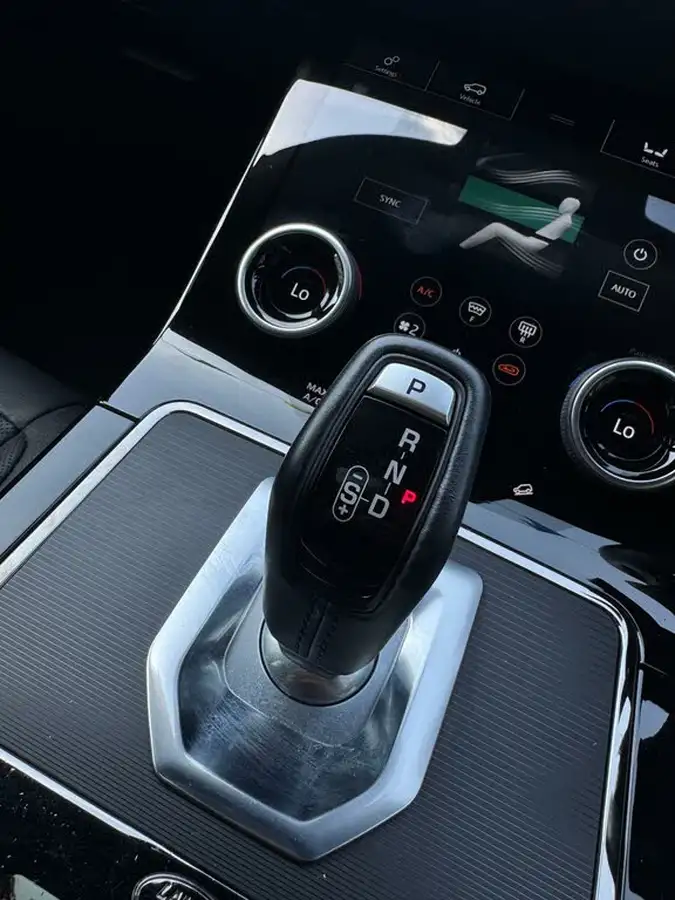 2020-land-rover-range-rover-evoque-20-d240-r-dynamic-se-big-46
