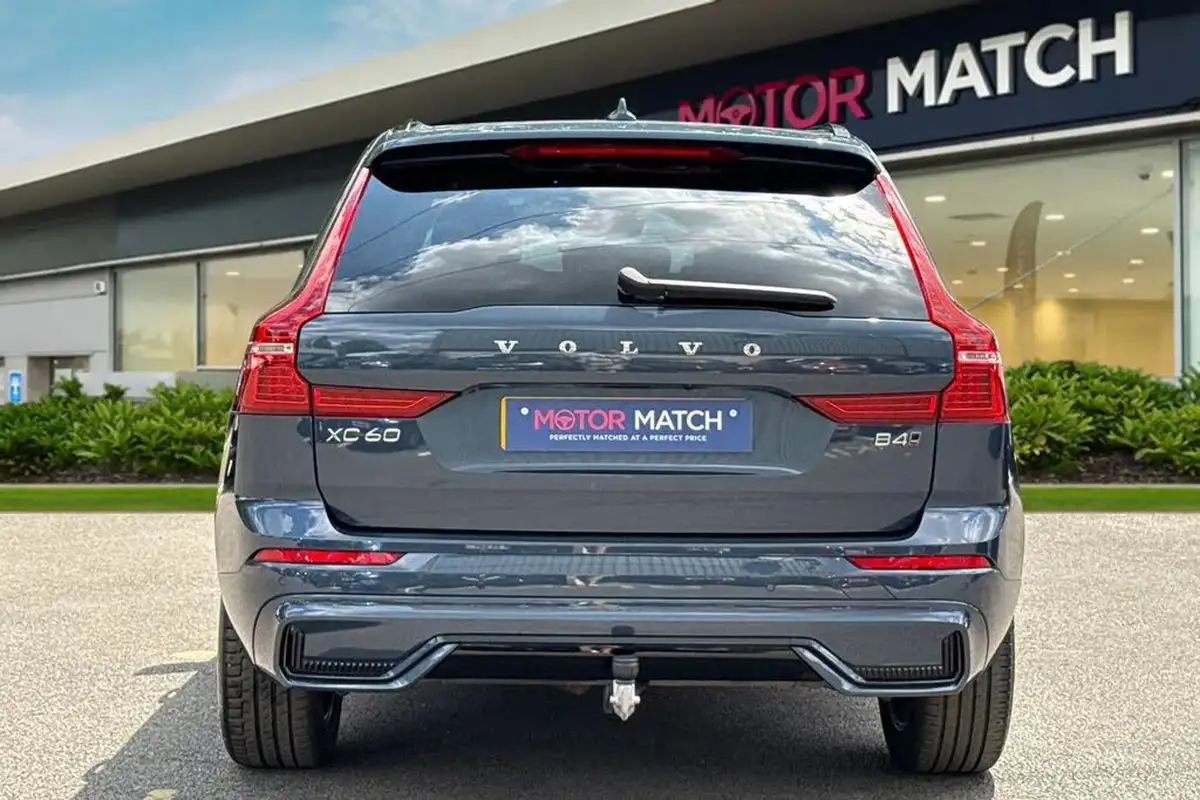 2021-volvo-xc60-20td-b4-r-design-awd-big-3