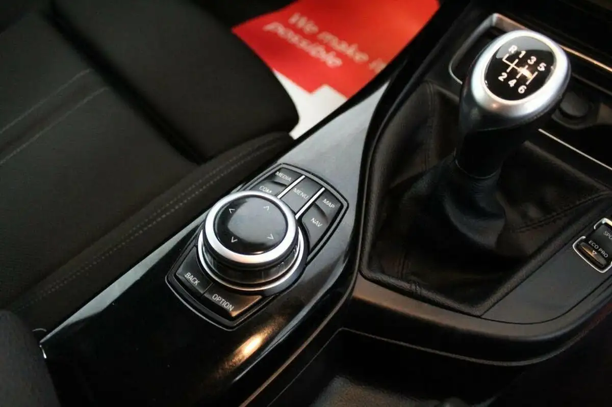 2017-bmw-2-series-big-39