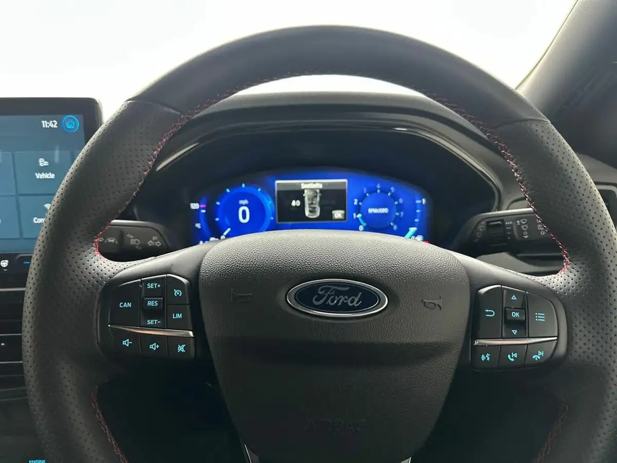 2023-ford-focus-10t-st-line-x-125ps-hatchback-big-17