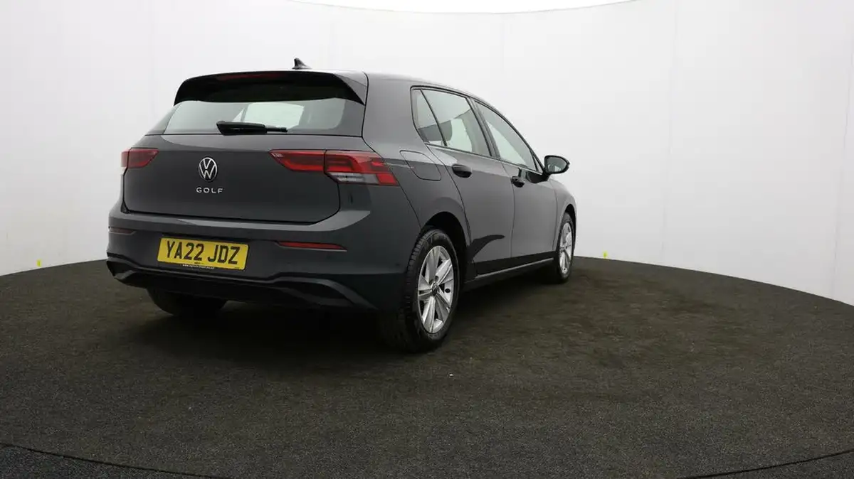2022-volkswagen-golf-20tdi-life-hatchback-big-74