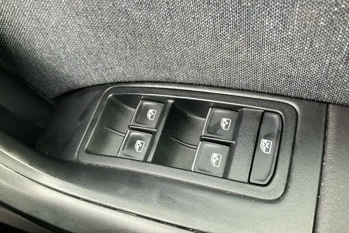 2020-seat-ateca-15-tsi-evo-se-technology-dsg-big-17