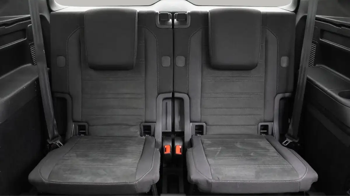 2020-volkswagen-touran-15-tsi-sel-dsg-big-21