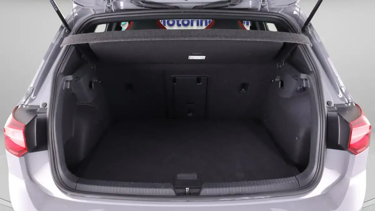 2021-volkswagen-golf-20-tsi-gti-dsg-big-17