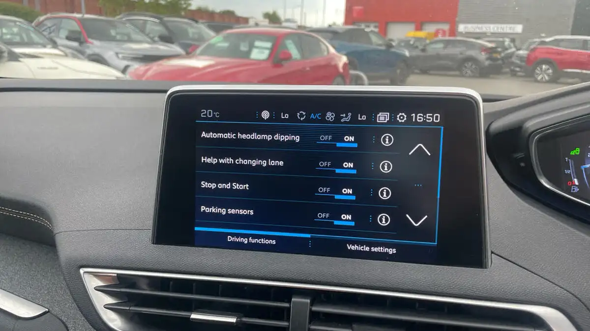 2018-peugeot-5008-suv-12-puretech-gt-line-premium-big-29
