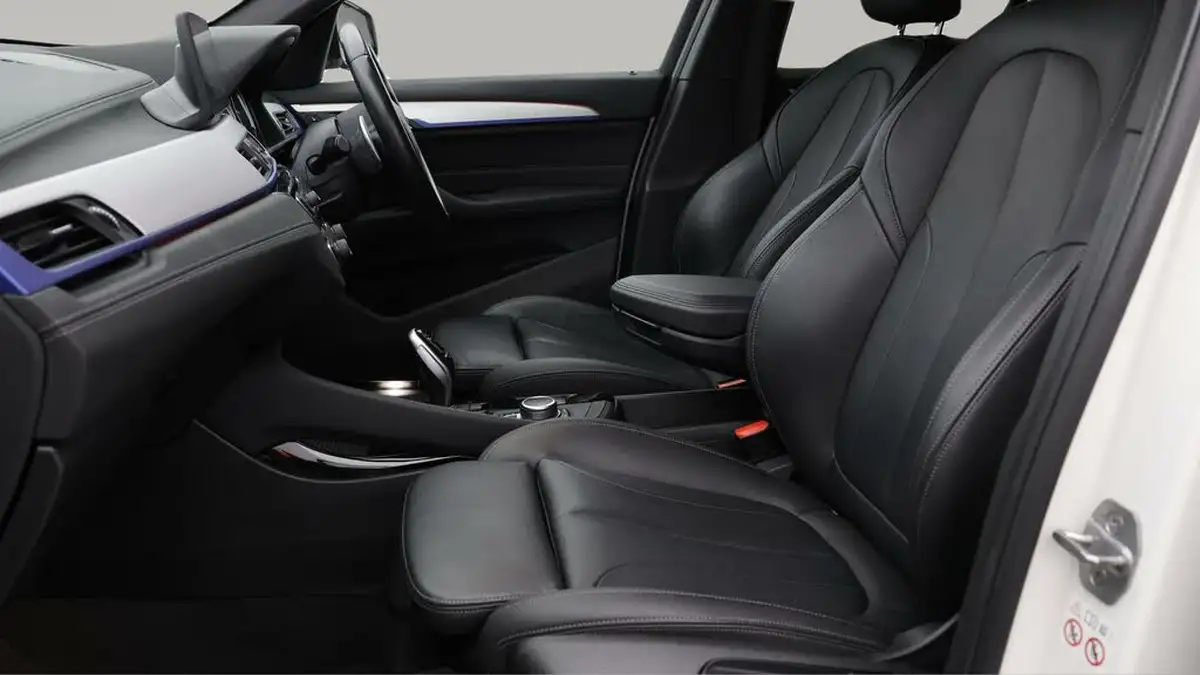 2019-bmw-x1-20-sdrive20i-m-sport-plus-pack-big-13