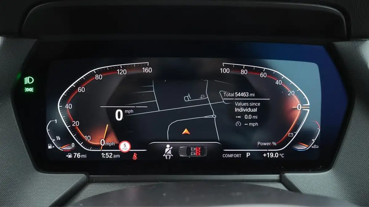 2022-bmw-2-series-15-218i-sport-lcp-coupe-4d-dct-big-10