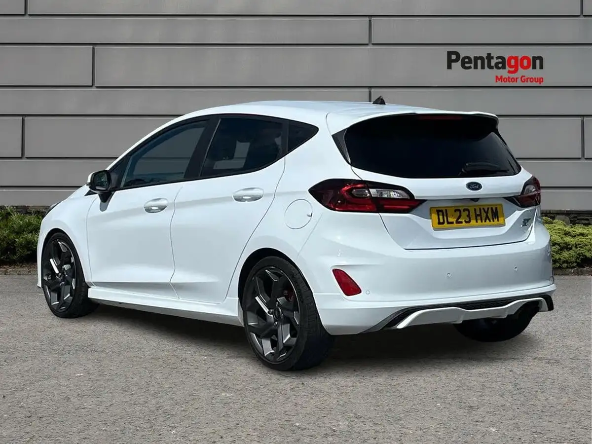 2023-ford-fiesta-15t-st-3-big-1
