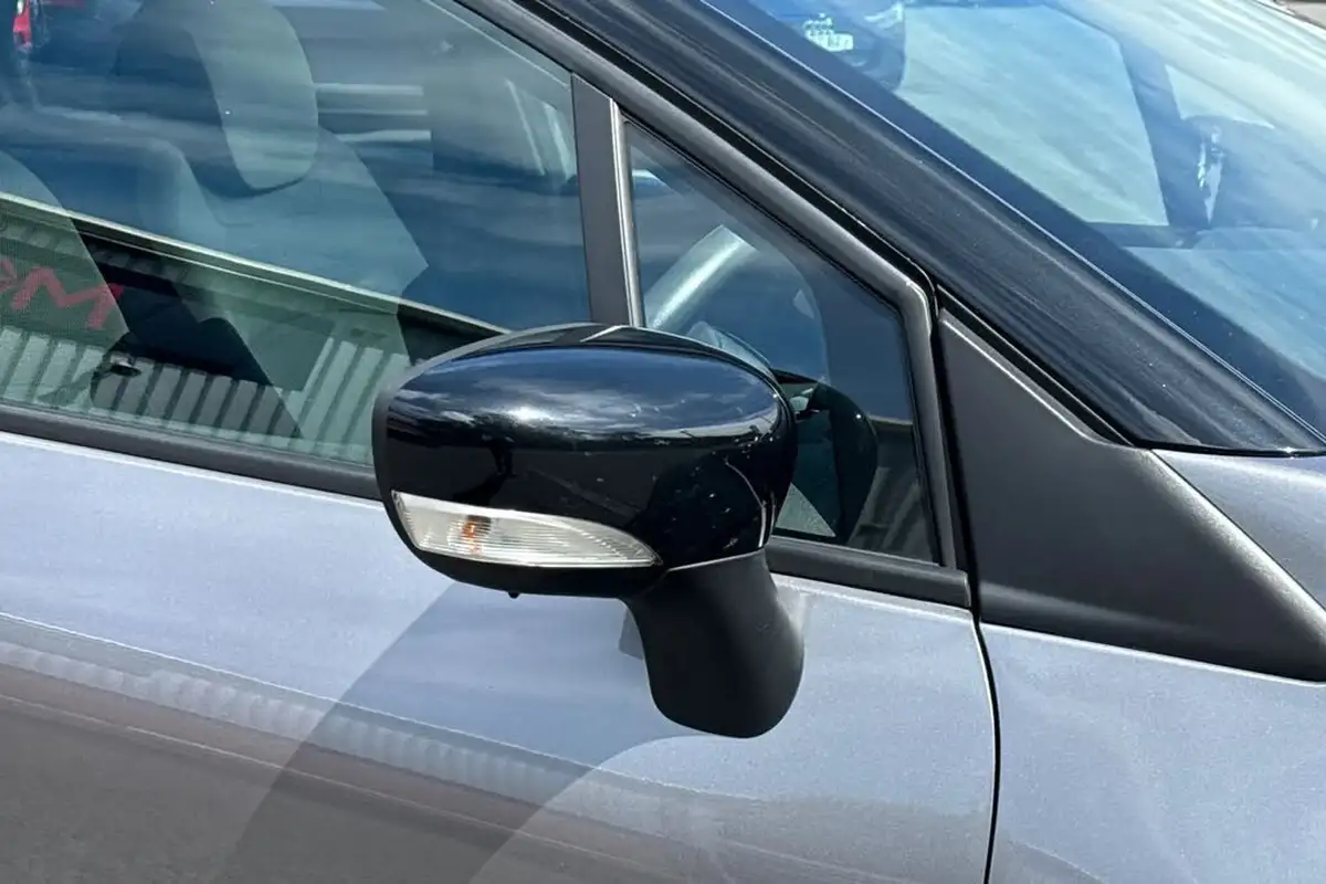 2019-renault-captur-13-tce-iconic-130bhp-ss-big-25