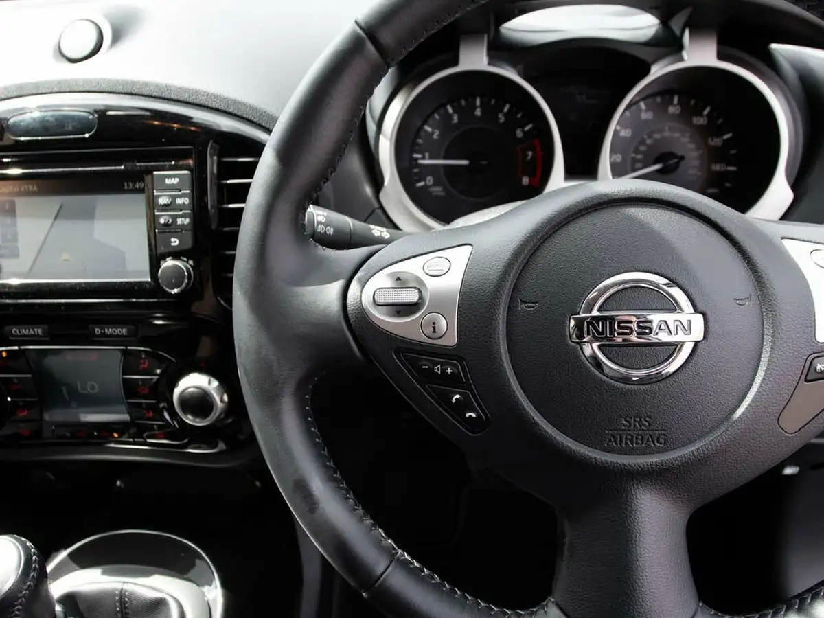 2018-nissan-juke-12-dig-t-bose-personal-edition-big-18