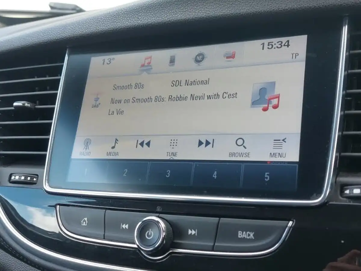 2018-vauxhall-mokka-x-14i-16v-turbo-elite-nav-140ps-ssecotec-1364cc-big-9