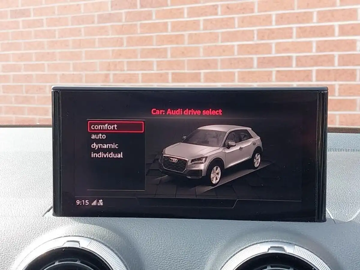 2022-audi-q2-10-30-tfsi-s-line-big-18