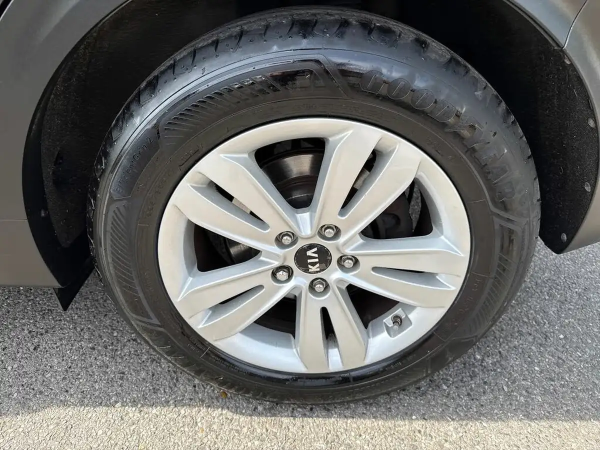 2017-kia-sportage-17crdi-2-114bhp-big-7