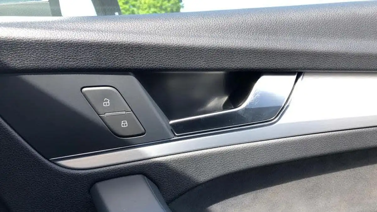 2021-audi-sq5-30tdi-station-wagon-big-24