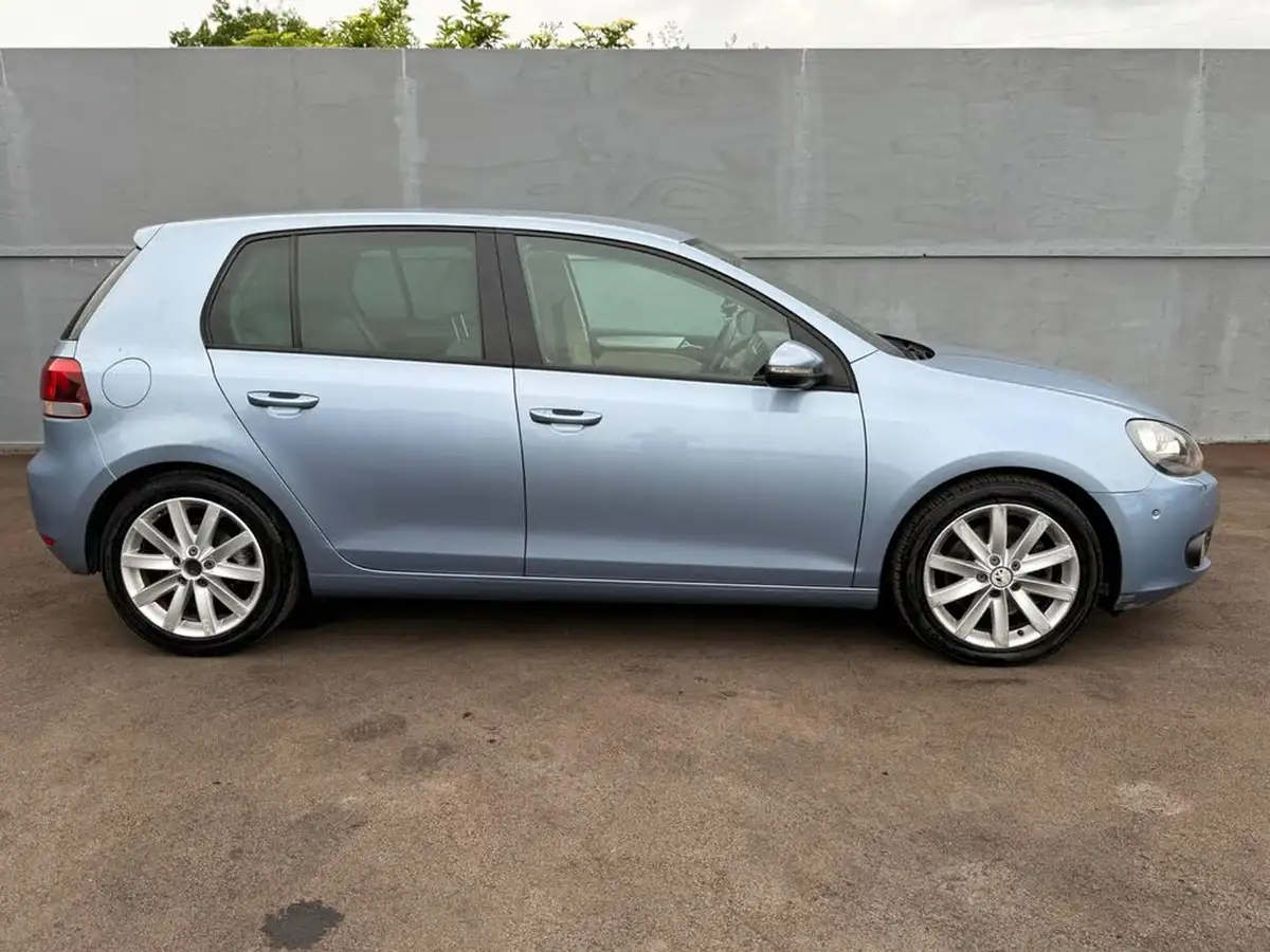 2011-volkswagen-golf-14-gt-tsi-160ps-hatchback-5d-dsg-big-5