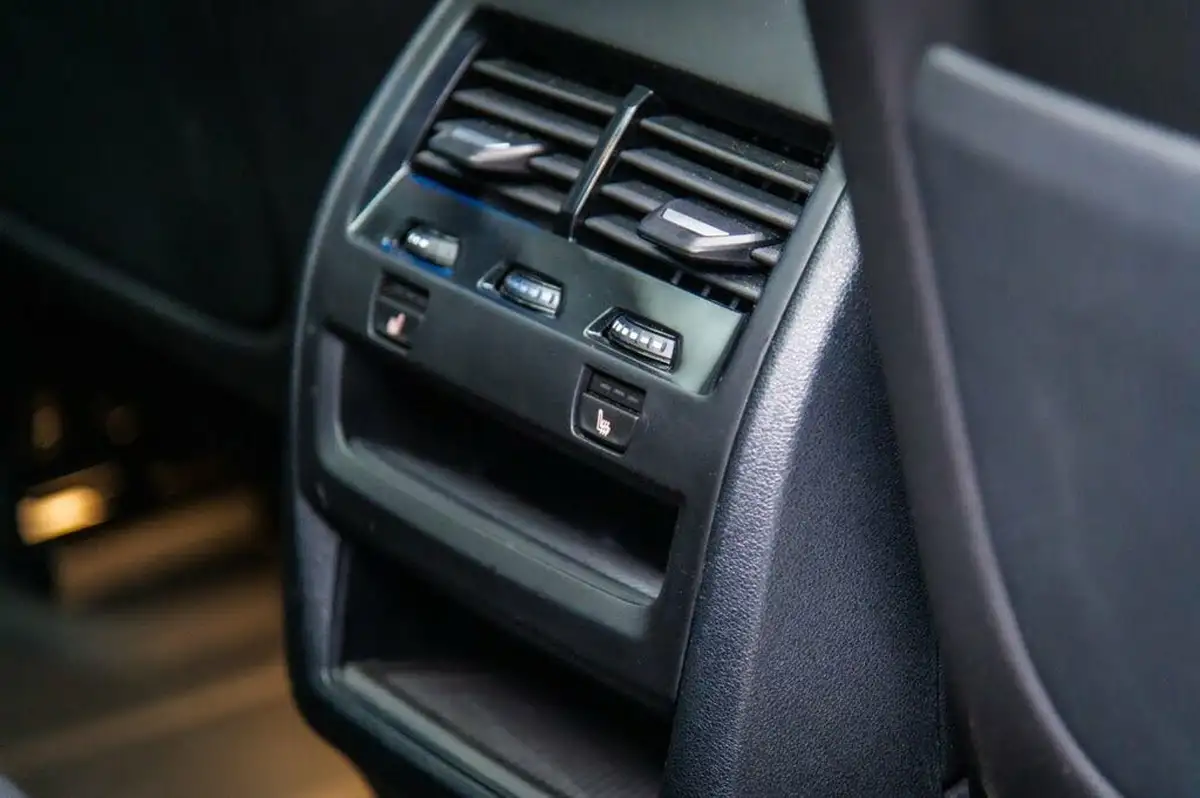 2022-bmw-x5-30-xdrive-45e-m-sport-394bhp-big-69