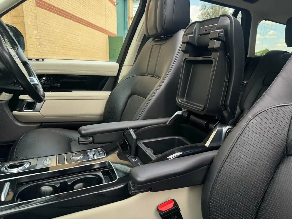 2019-land-rover-range-rover-30-sdv6-vogue-big-25