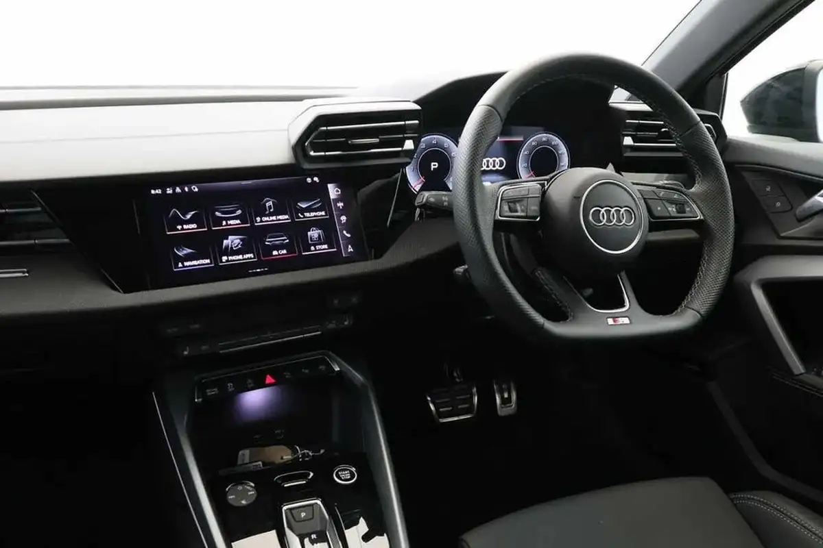 2024-audi-a3-15-35-tfsi-black-edition-sportback-5d-big-1