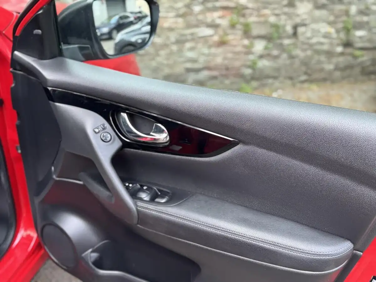 2017-nissan-qashqai-15dci-tekna-big-23