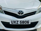 2015-toyota-yaris-small-13