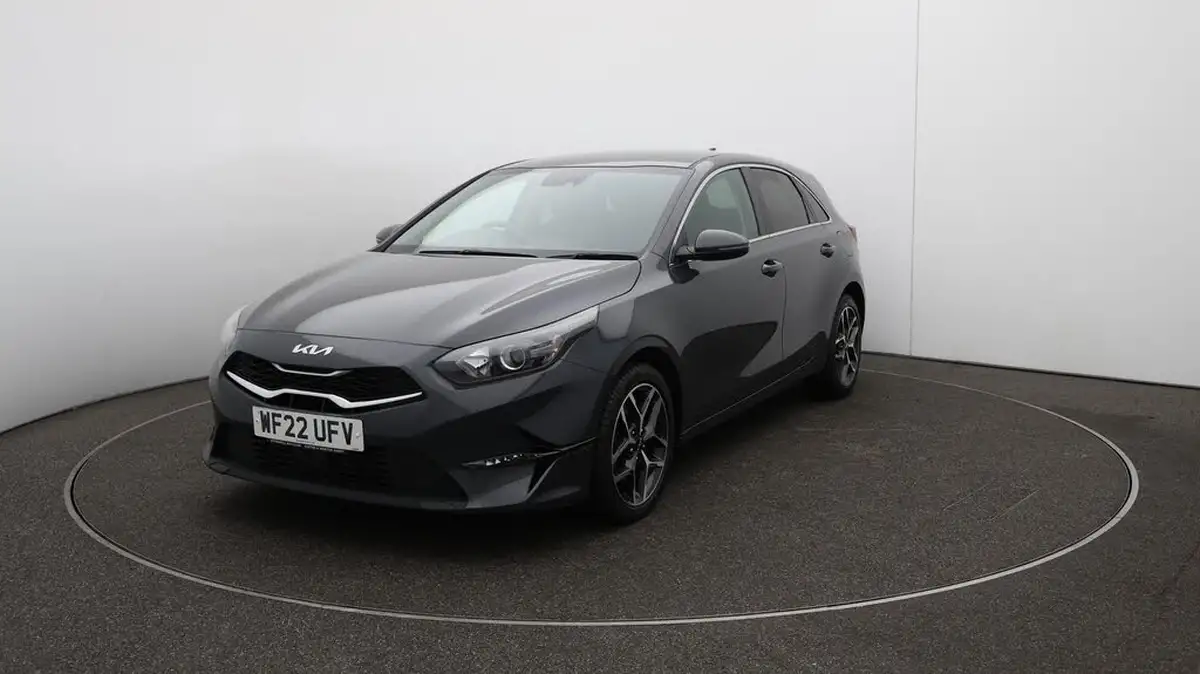 2022-kia-ceed-15-t-gdi-3-hatchback-big-37