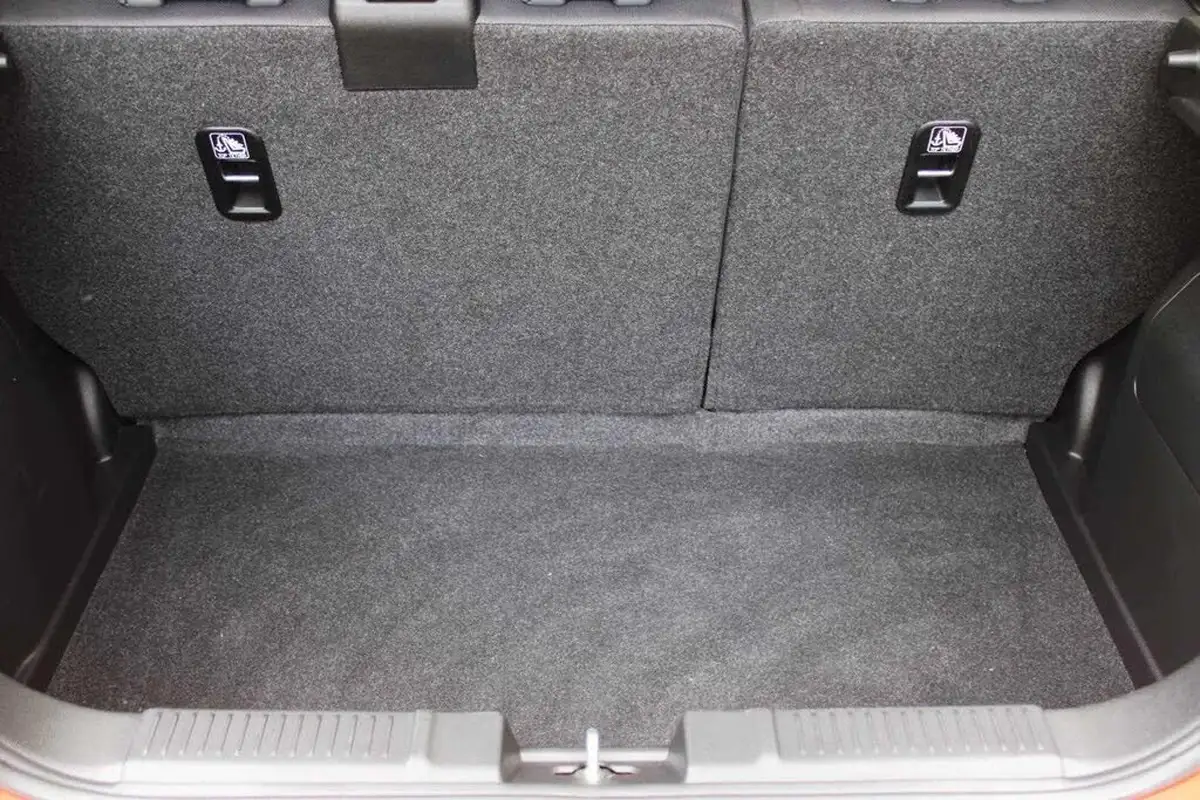 2024-suzuki-swift-12-motion-big-9