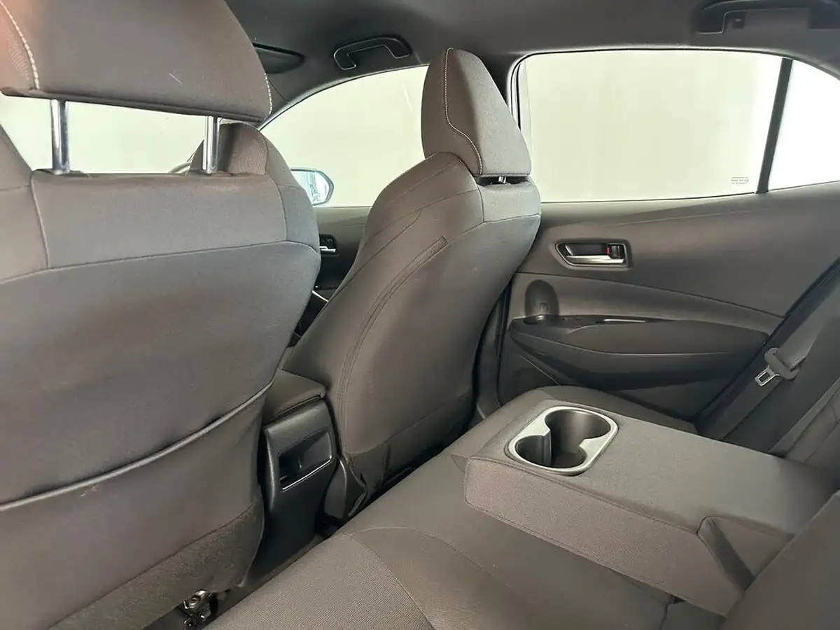 2021-toyota-corolla-18-vvt-i-icon-tech-trk-hatchback-5d-big-19