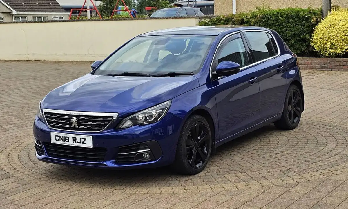 2018-peugeot-308-12-puretech-allure-130bhp-big-4
