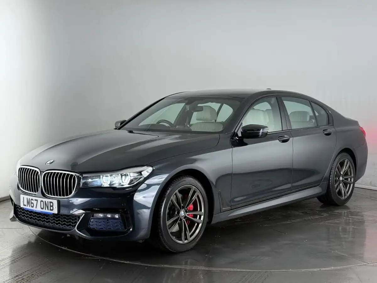 2017-bmw-7-series-30td-730d-m-sport-big-2