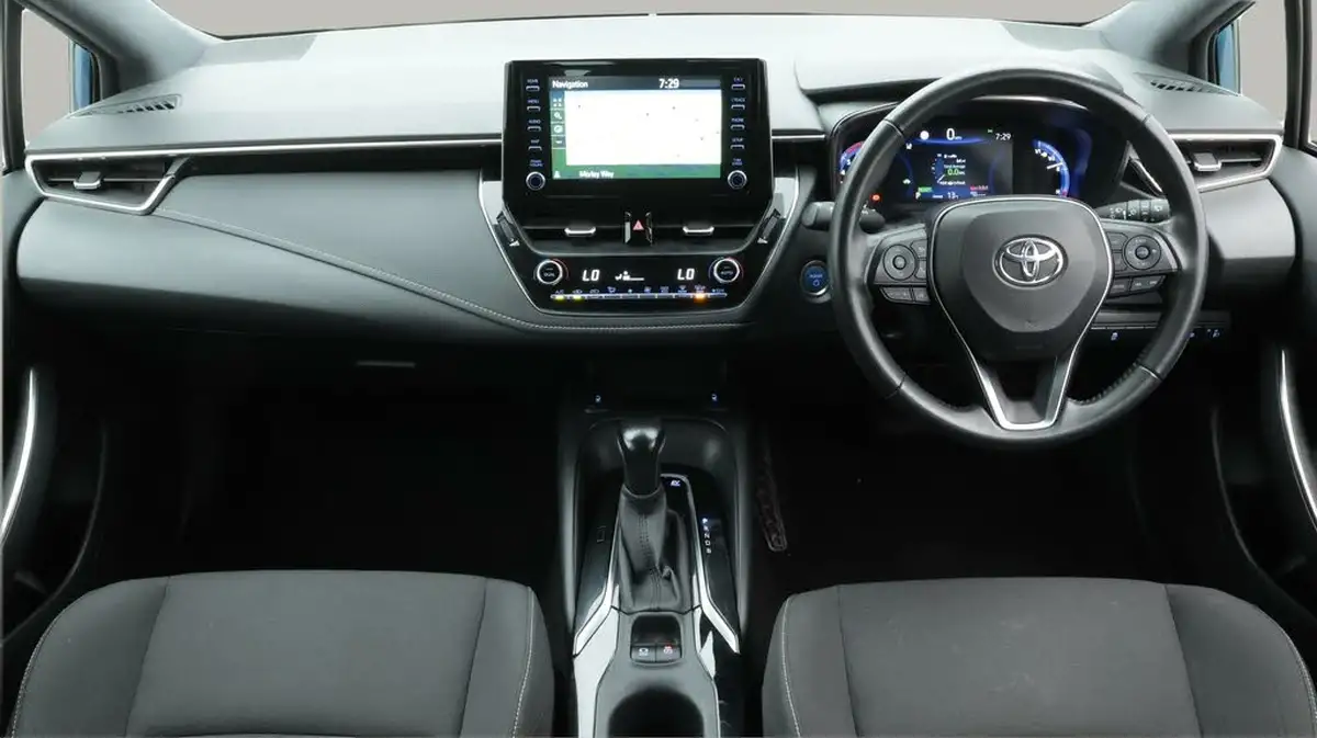 2021-toyota-corolla-18-vvt-i-icon-tech-spare-wheel-hatchback-5d-big-13