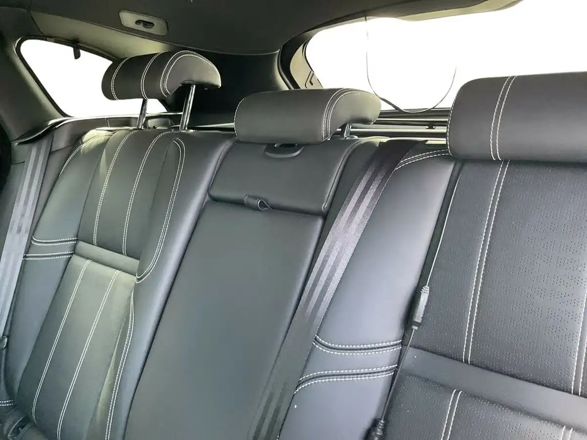 2019-land-rover-range-rover-velar-20-d240-r-dynamic-hse-big-10
