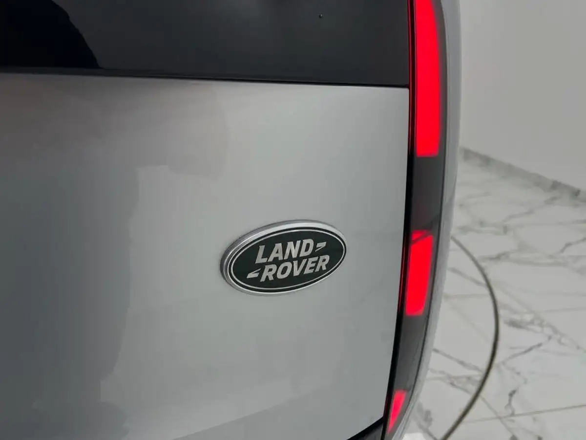 2023-land-rover-range-rover-30-d350-se-big-40