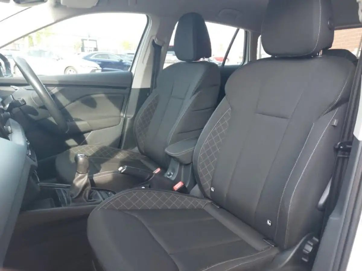 2020-skoda-scala-10-tsi-se-115ps-big-11