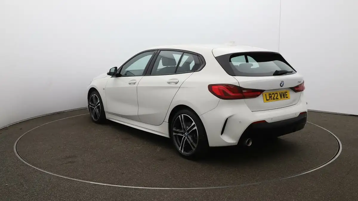 2022-bmw-1-series-15-118i-m-sport-lcp-dct-big-62