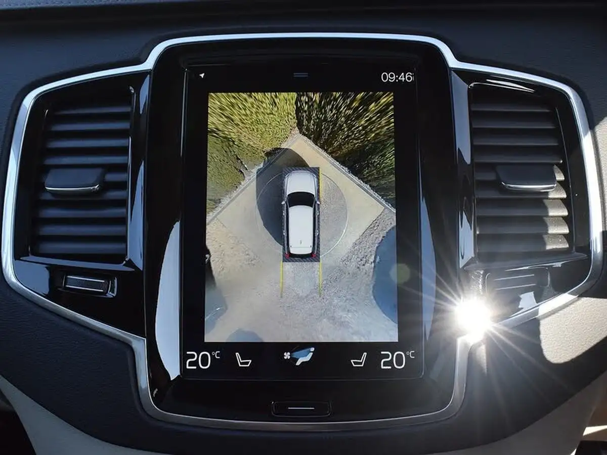 2021-volvo-xc90-20-t8-inscription-384bhp-big-22