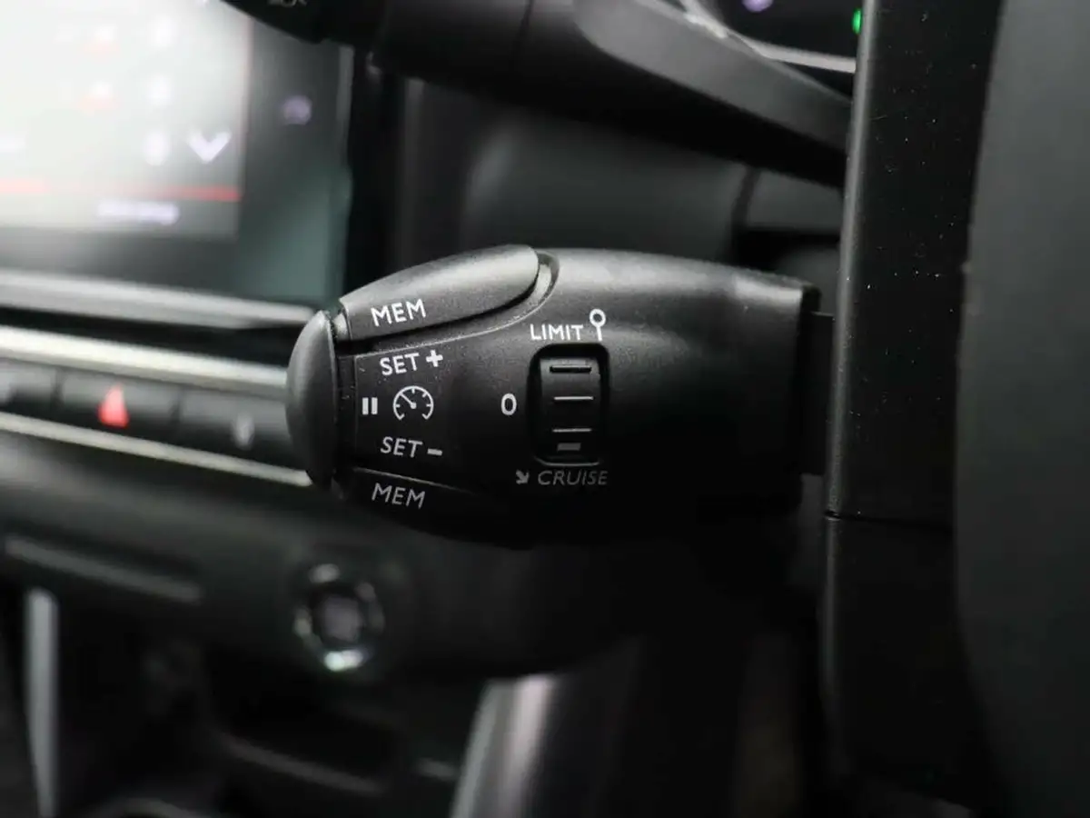 2020-citroen-c3-aircross-12-puretech-flair-110ps-ss-big-26