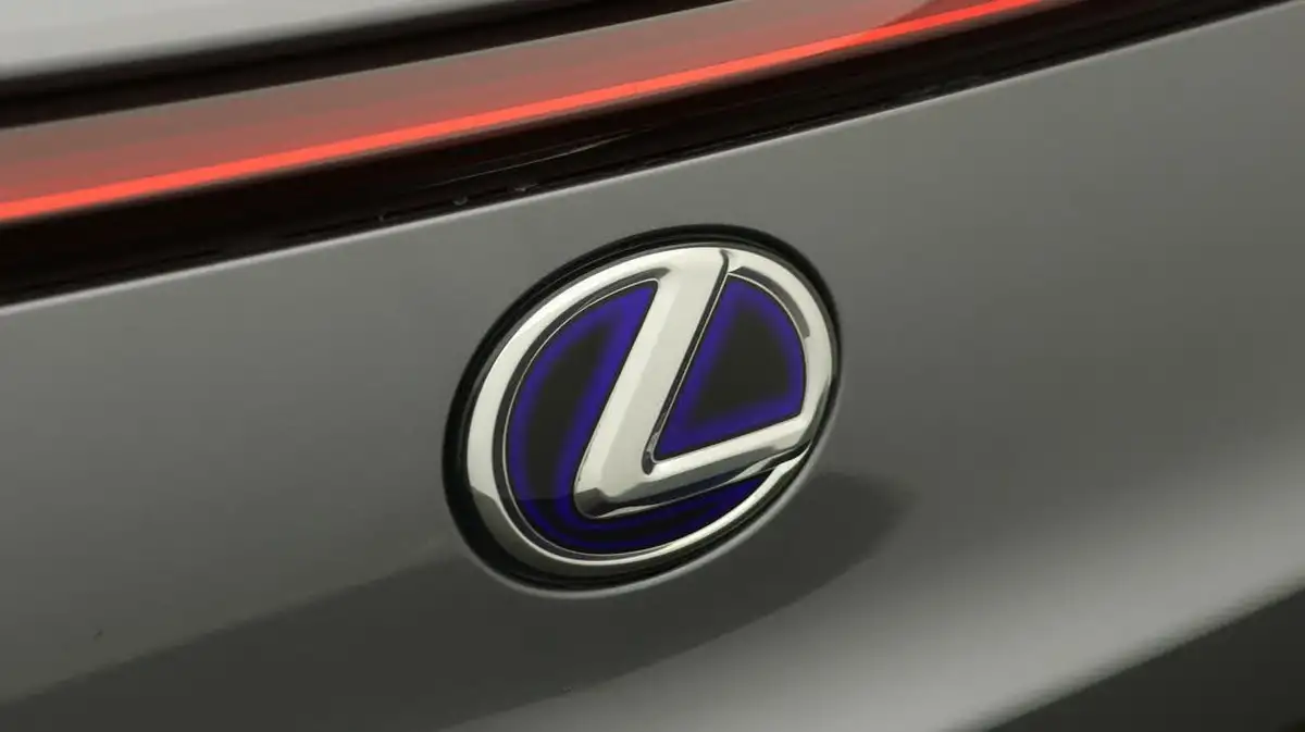2021-lexus-ux-300e-e-ux-big-20