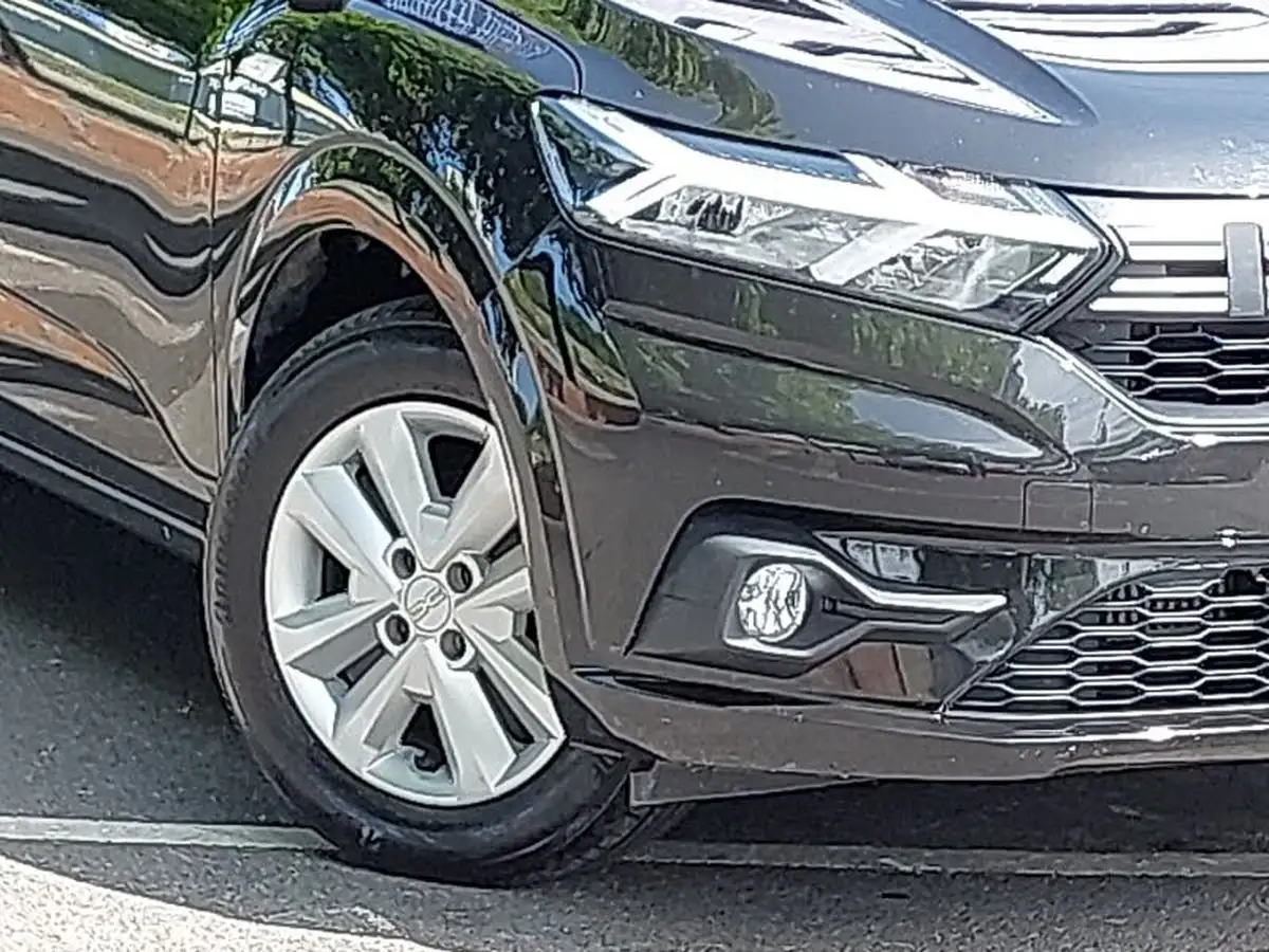 2023-dacia-sandero-10-tce-expression-90bhp-big-8