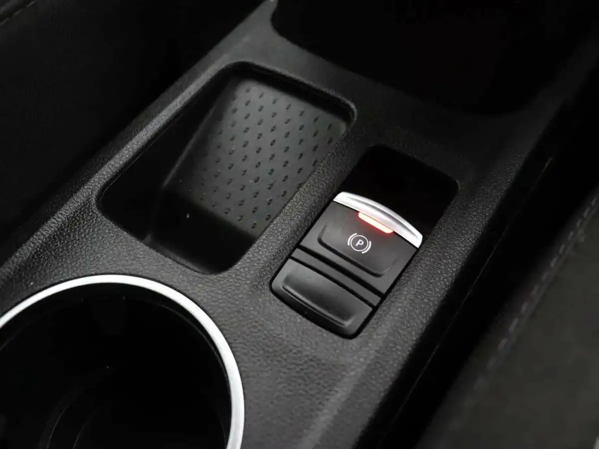 2022-renault-captur-10-tce-iconic-edition-big-33
