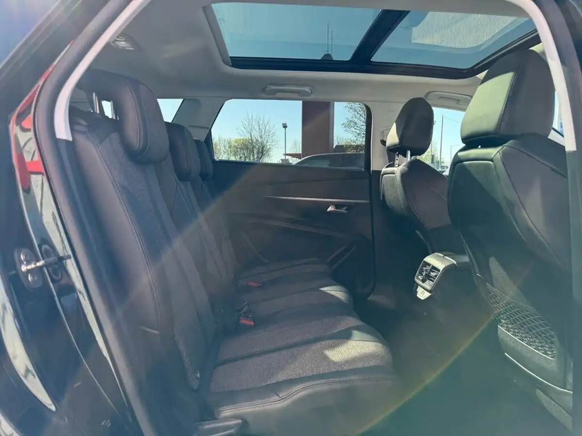 2020-peugeot-5008-suv-12-puretech-allure-big-56