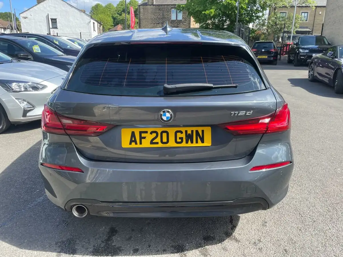 2020-bmw-1-series-15td-116d-sport-big-5