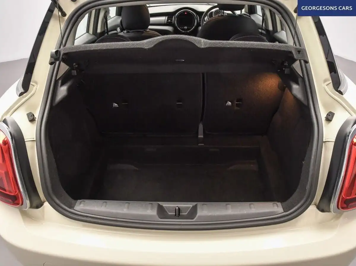 2020-mini-countryman-15-cooper-classic-big-8