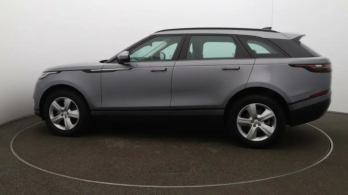 2022-land-rover-range-rover-velar-20-d200-velar-big-59