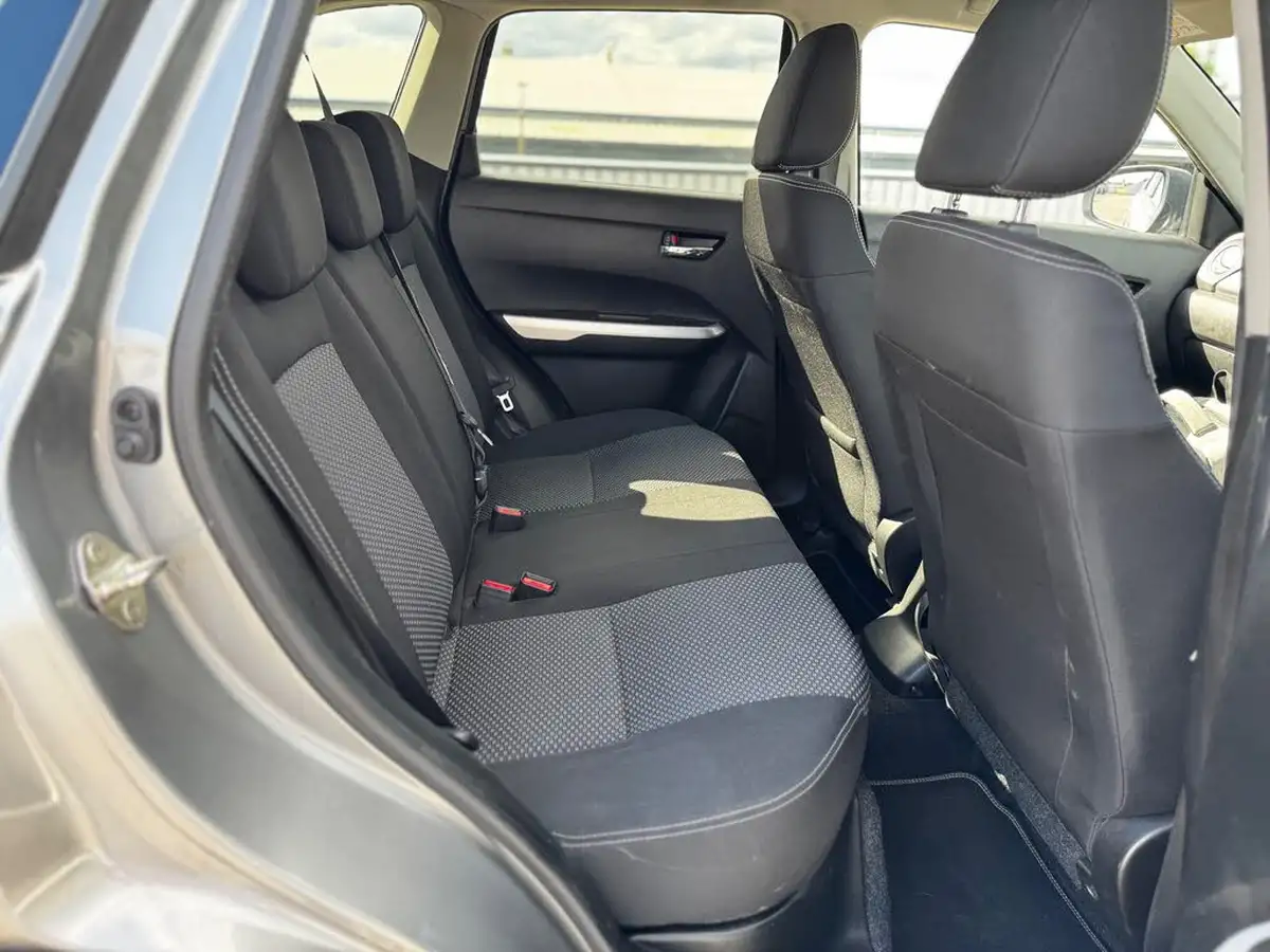 2017-suzuki-vitara-16-sz-t-big-10