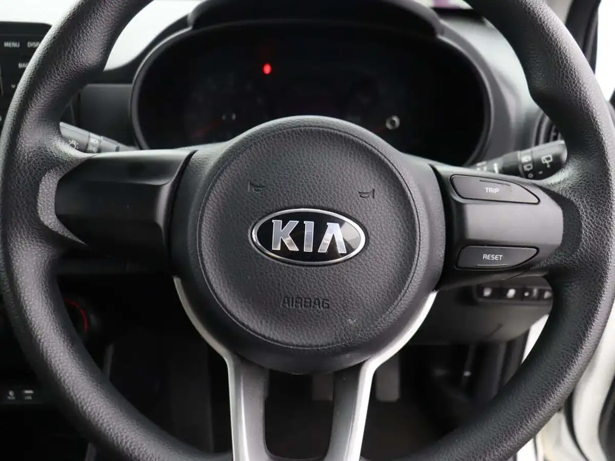 2018-kia-picanto-10-1-65bhp-adap-big-37